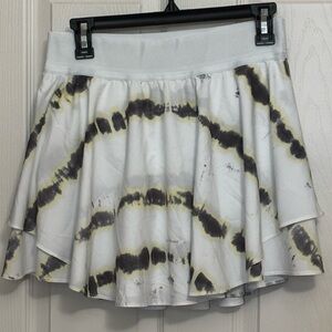 Lululemon | Rival HR Transverse Yellow Multi court Skirt Sz 8